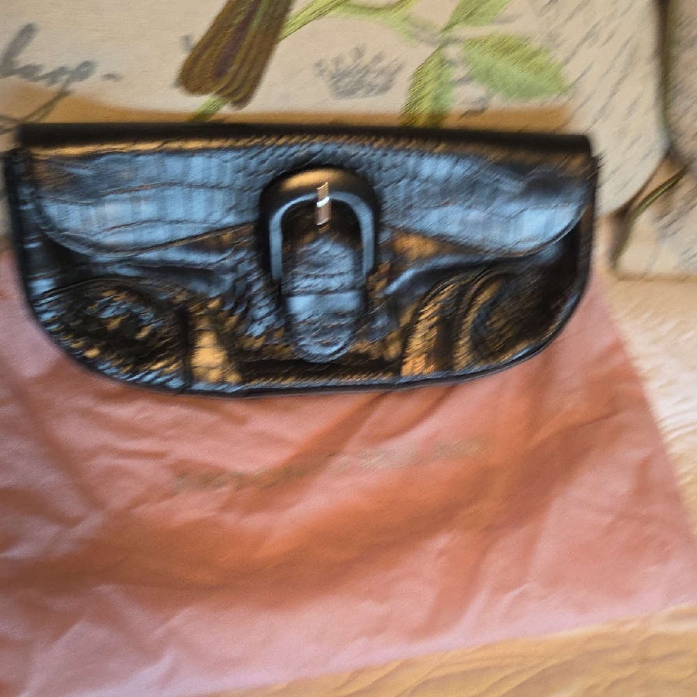 ANTONIO MELANI Black Glossy Clutch